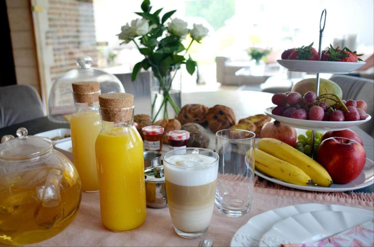 Jardin Du Marais Bed & Breakfast Froyennes Bagian luar foto