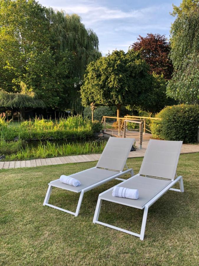 Jardin Du Marais Bed & Breakfast Froyennes Bagian luar foto