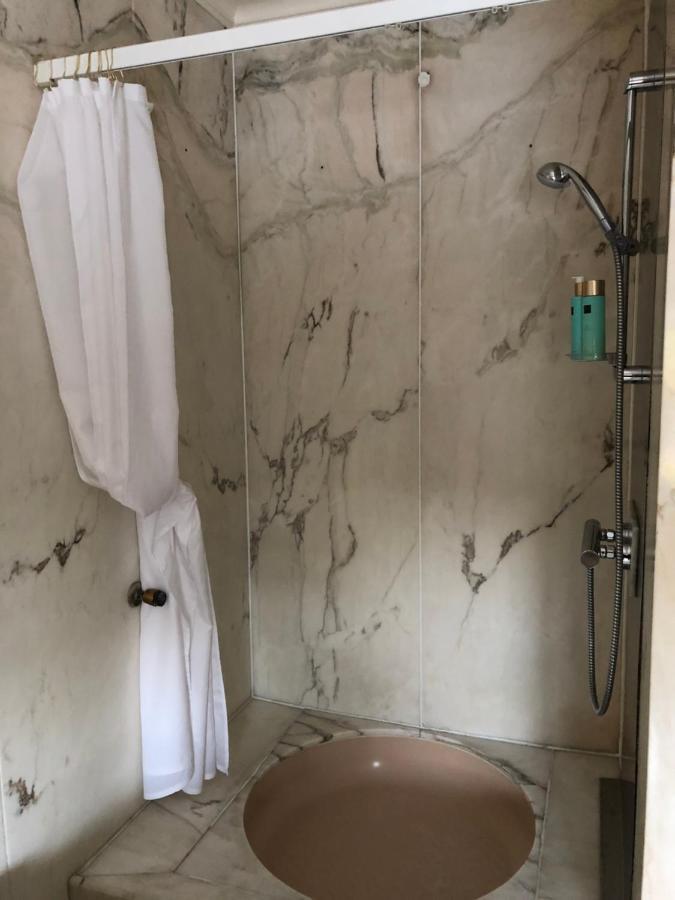 Jardin Du Marais Bed & Breakfast Froyennes Bagian luar foto
